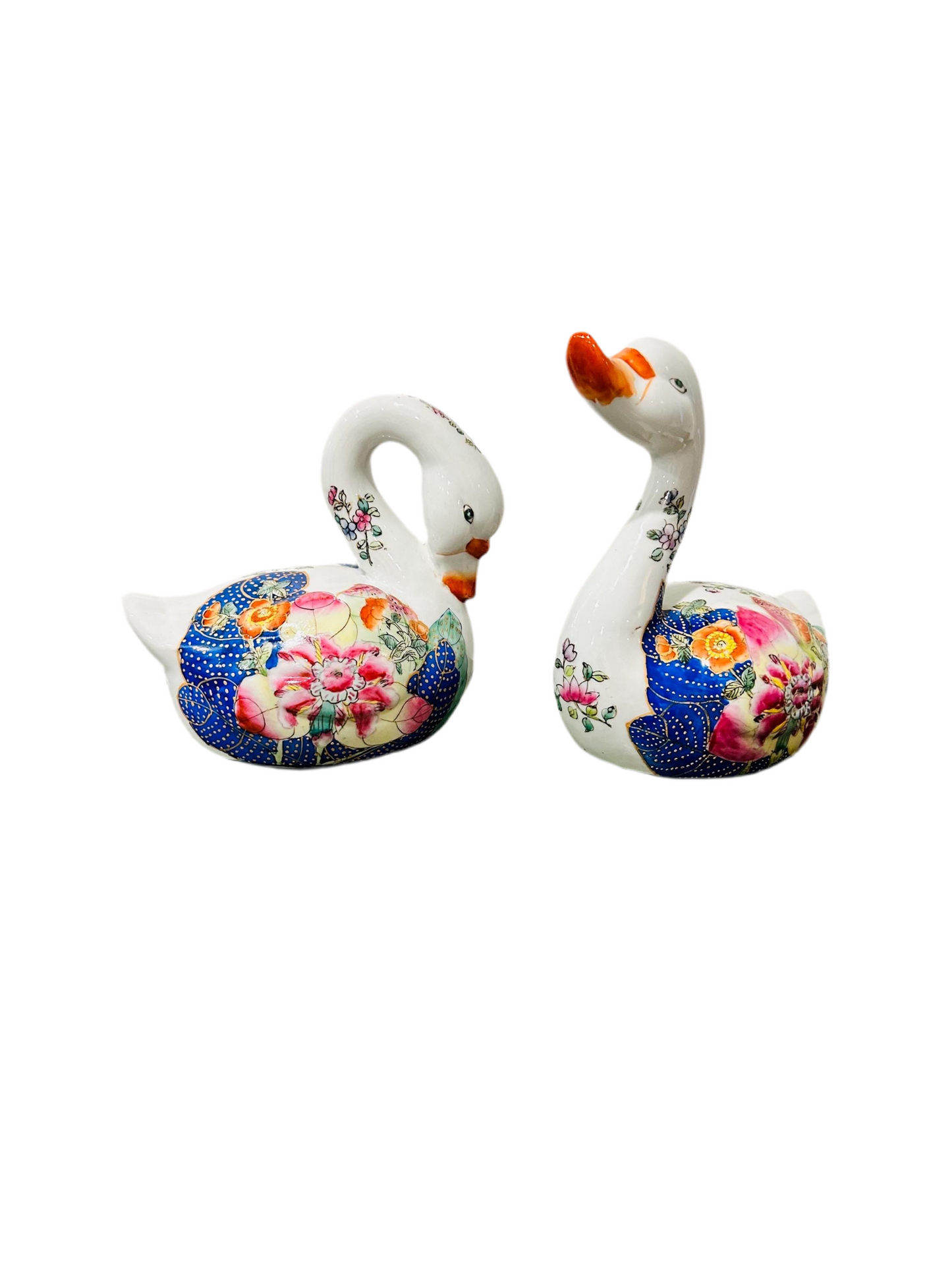 Tobacco Leaf Swans